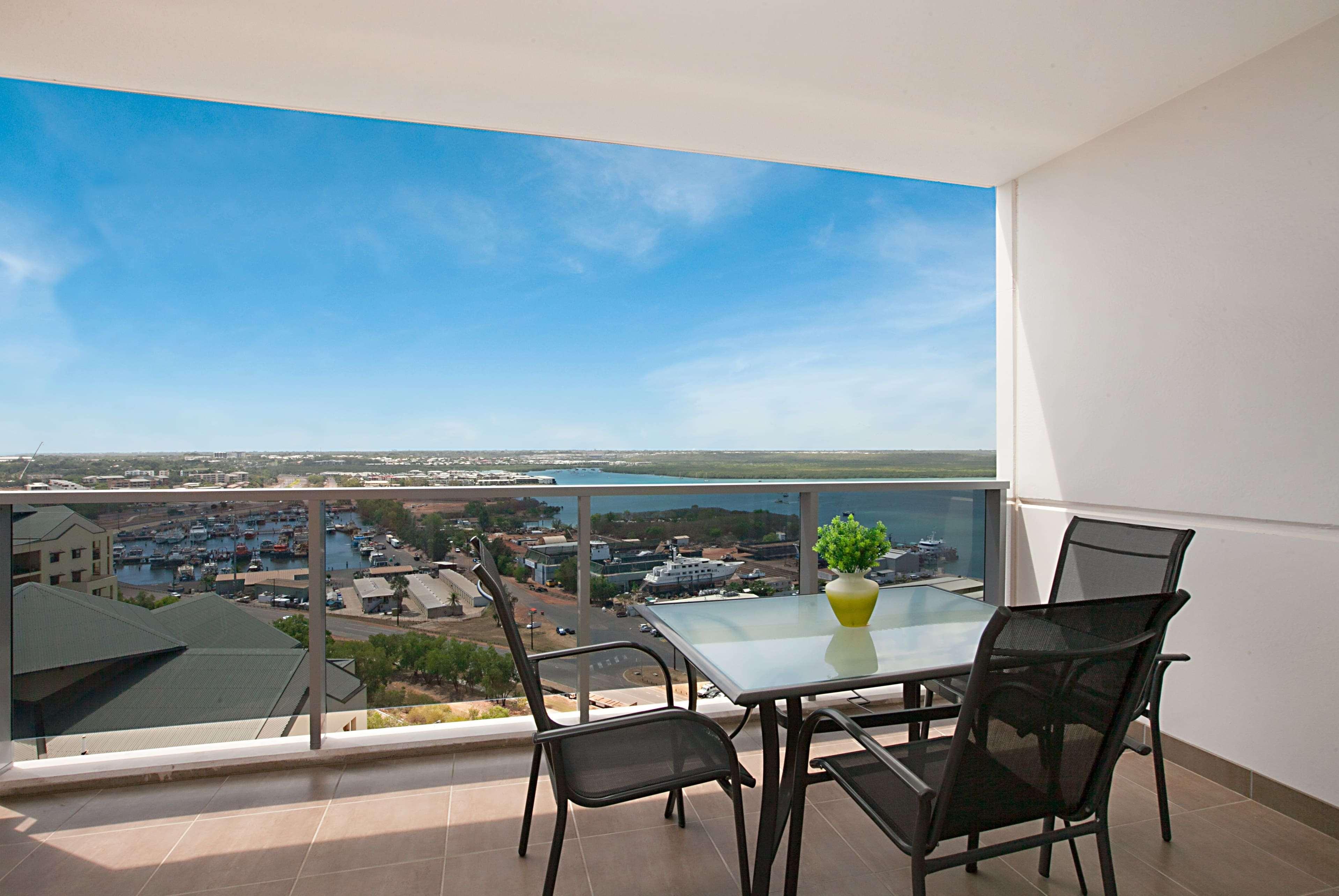 Ramada Suites By Wyndham Zen Quarter Darwin Exterior foto